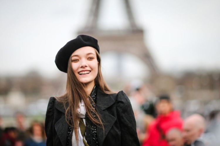 Street Style : Day Seven - Paris Fashion Week Womenswear Fall/Winter 2017/2018